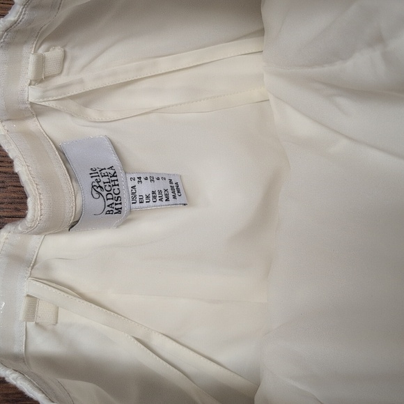 Badgley Mischka - Elegant White Floral Strapless Dress - Picture 4 of 7